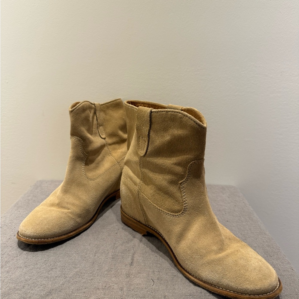 Isabel Marant ‘Crisi’ Suede Ankle Boots